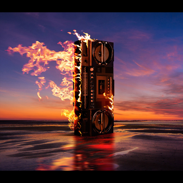 恐るるなかれ灰は灰に